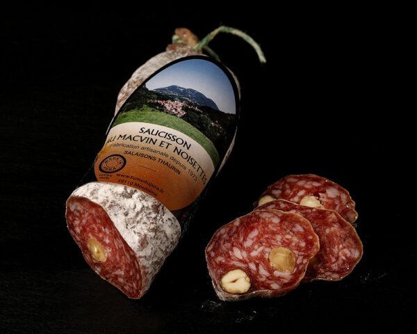 Saucisson macvin et noisettes - sous vide - la pièce 250 gr